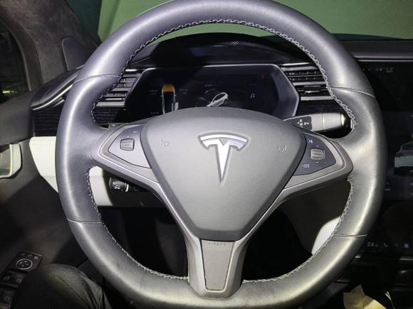 [深圳·粤B] 二手特斯拉Model X2017款 Model X 100D 长续航版