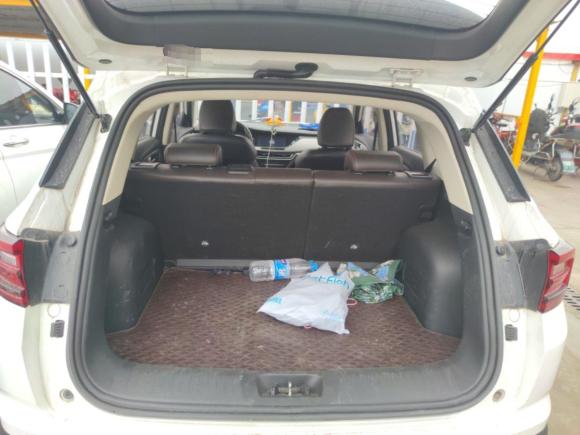 [上海·贵C] 二手长安长安CS35PLUS2018款 1.6L 自动畅联版 国V