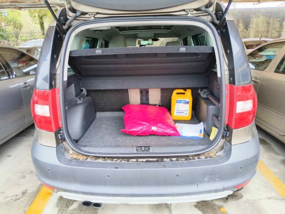 [上海·沪A] 二手斯柯达Yeti2013款 1.8T DSG尊享版