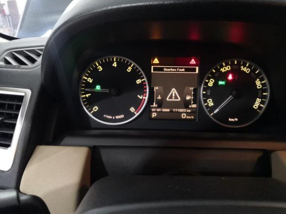 [无锡·苏B] 二手路虎揽胜运动版2010款 5.0 NA V8 HSE