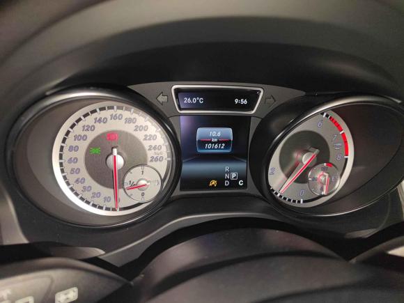 [广州·粤A] 二手奔驰奔驰GLA2016款 GLA 200 动感型