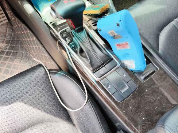 [西安·陕U] 二手起亚起亚K52016款 2.0L 自动LUX