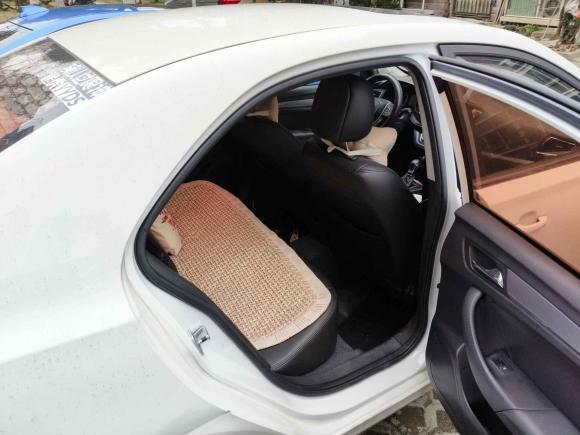 [上海·沪D] 二手荣威荣威3602018款 PLUS 1.5L 自动尊享版