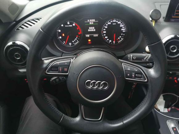 [成都·川A] 二手奥迪奥迪A32014款 Sportback 40 TFSI S line 豪华型