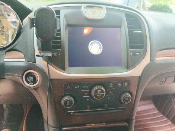 [深圳·粤B] 二手克莱斯勒克莱斯勒300C2014款 3.0L 卓越版