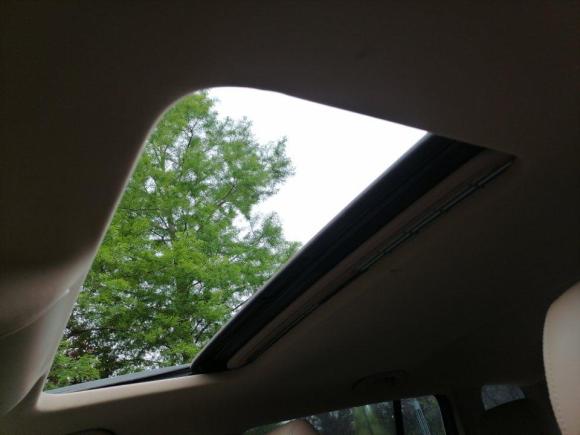 [上海·苏E] 二手大众途安2011款 1.4T DSG智雅版5座