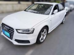 [南京·苏A] 奥迪奥迪A4L2016款 35 TFSI 典藏版 S line舒适型