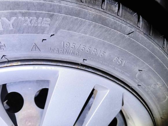 [上海·皖J] 二手本田飞度2014款 1.5L LX CVT舒适型