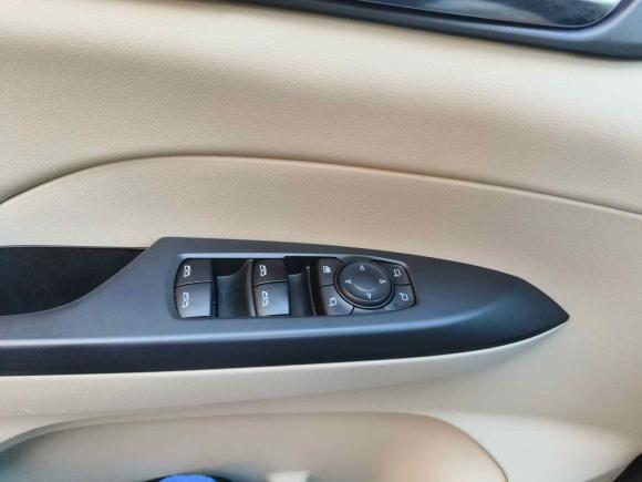 [深圳·粤B] 二手别克别克GL82017款 28T Avenir艾维亚 国V