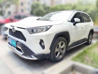 丰田RAV4荣放2021款 2.0L CVT两驱风尚PLUS版