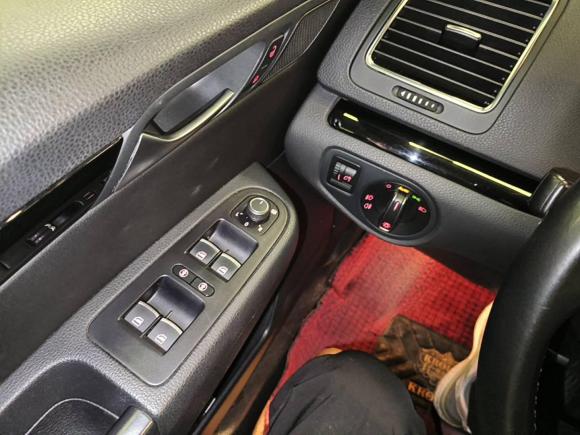 [上海·辽A] 二手大众夏朗2016款 380TSI 尊享型 7座