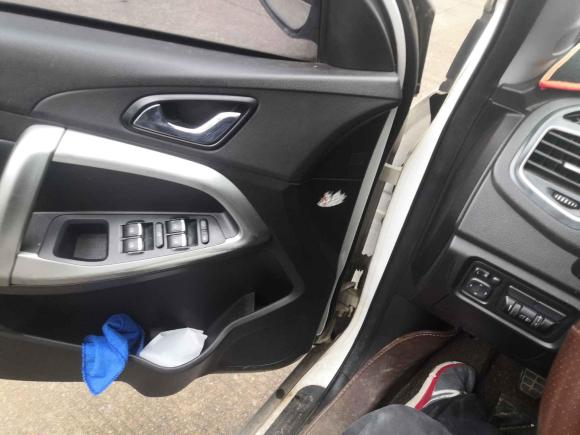 [义乌·浙G] 二手奇瑞瑞虎52015款 2.0L 手动家悦版