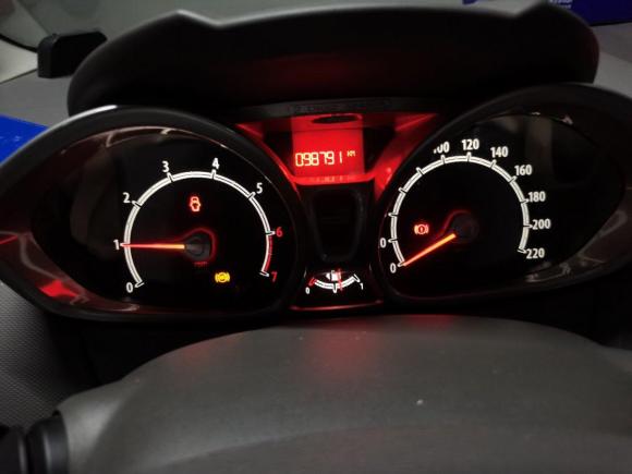 [深圳·粤B] 二手福特嘉年华2013款 两厢 1.5L 手动时尚型