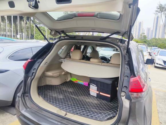 [广州·粤A] 二手日产奇骏2019款 2.0L CVT舒适版 2WD