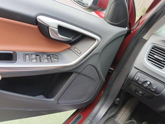 [上海·沪A] 二手沃尔沃沃尔沃V602013款 T5 智雅版