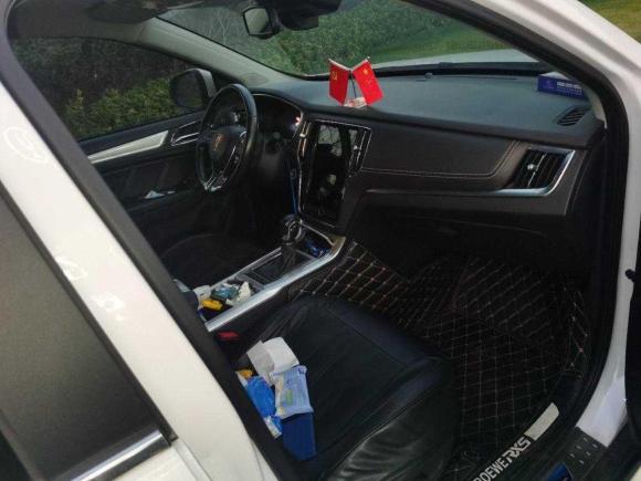 [嘉兴·沪A] 二手荣威荣威RX5新能源2017款 eRX5 50T 混动互联尊荣旗舰版