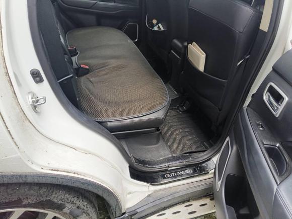 [嘉兴·浙F] 二手三菱欧蓝德2018款 2.0L 两驱荣耀版 5座