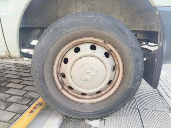 [常州·苏D] 二手上汽大通MAXUS新途V802015款 2.5T 手动傲运通版短轴中顶