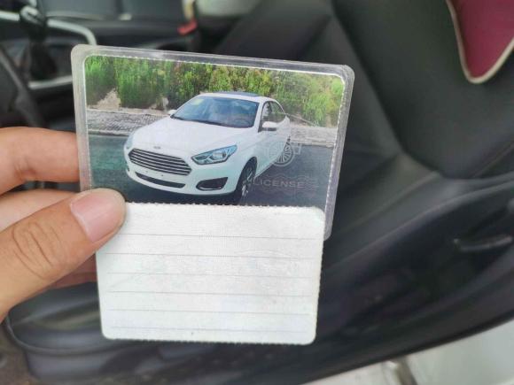 [南昌·赣C] 二手福特福睿斯2015款 1.5L 手动时尚型