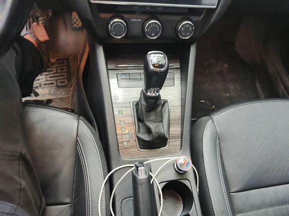 [苏州·苏E] 二手斯柯达明锐2015款 1.6L 自动逸俊版