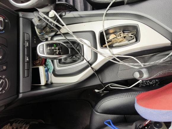 [上海·沪B] 二手宝马宝马X12014款 sDrive18i 时尚型