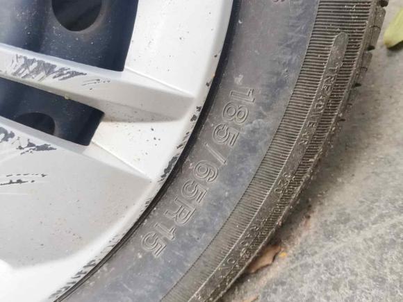 [上海·沪A] 二手哪吒汽车哪吒N012020款 430e