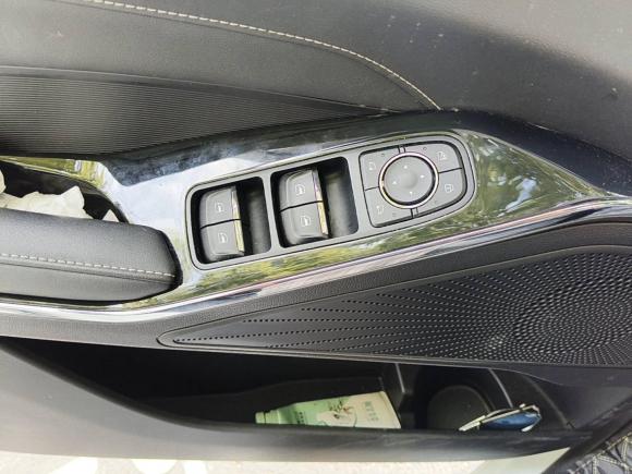 [南京·苏A] 二手哈弗哈弗H62022款 第三代 1.5T 自动两驱Pro