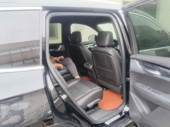 [上海·沪C] 二手凯迪拉克凯迪拉克XT62021款 2.0T 六座四驱豪华型