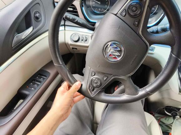 [成都·川A] 二手别克别克GL82022款 陆上公务舱 652T 豪华型