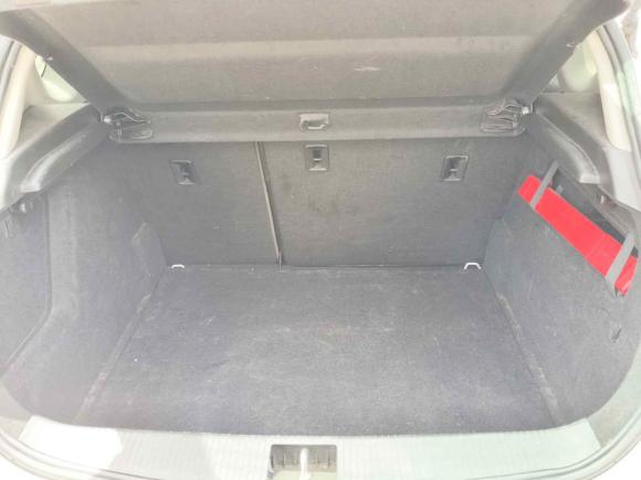 [西安·陕A] 二手别克英朗2013款 XT 1.6L 自动时尚版