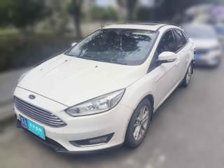 福特福克斯2015款 三厢 1.6L 自动风尚型