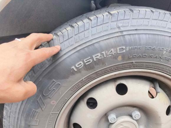 [苏州·苏E] 二手东风御风御风EM262023款 标准版 41.472kWh 河南锂动