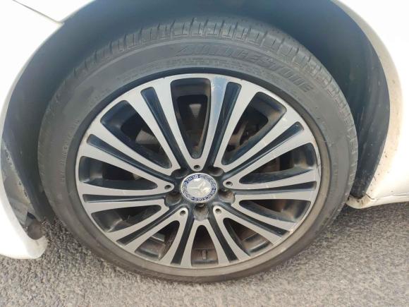 [南京·苏A] 二手奔驰奔驰C级2015款 改款 C 200 L