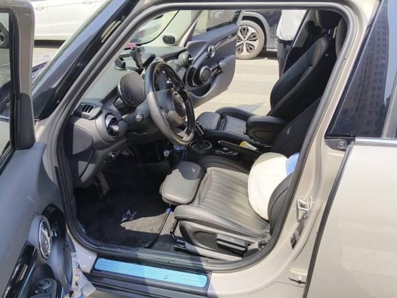 [济南·鲁A] 二手MINIMINI2022款 2.0T COOPER S 艺术家 五门版