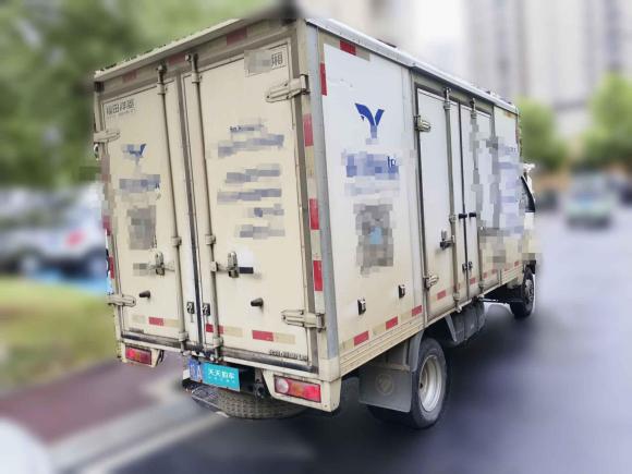 [合肥·皖A] 二手福田祥菱M2018款 1.5L M2非承载单排后双胎(厢式)DAM15L