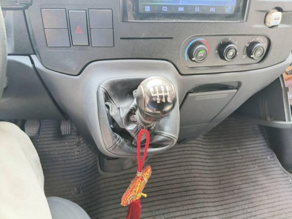 [武汉·鄂A] 二手福特新世代全顺2016款 2.2T长轴6/7座中顶多功能车