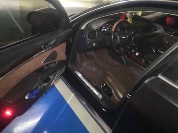 [常州·苏D] 二手奥迪奥迪A82011款 A8L W12 6.3 FSI quattro