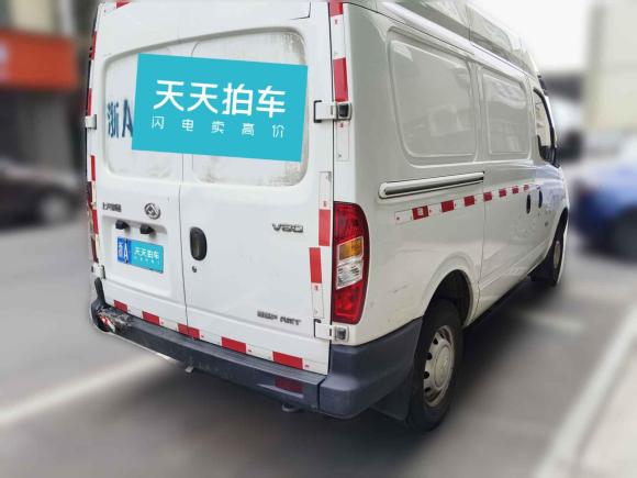 [嘉兴·浙A] 二手上汽大通MAXUS新途V802020款 2.5T AMT经典城配王短轴中顶2/3座