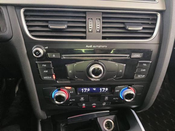 [武汉·鄂H] 二手奥迪奥迪A4L2016款 35 TFSI 典藏版 自动标准型