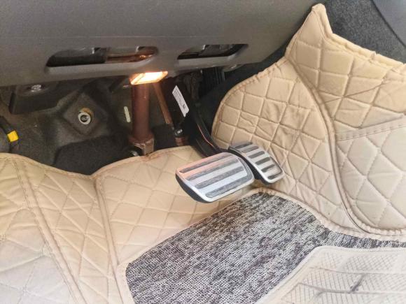 [西安·陕U] 二手沃尔沃沃尔沃C302011款 2.0 R-Design