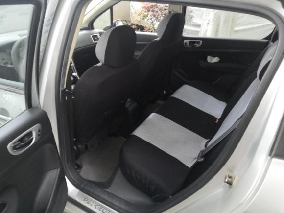 [成都·川A] 二手标致标致3072010款 三厢 1.6L 自动舒适版