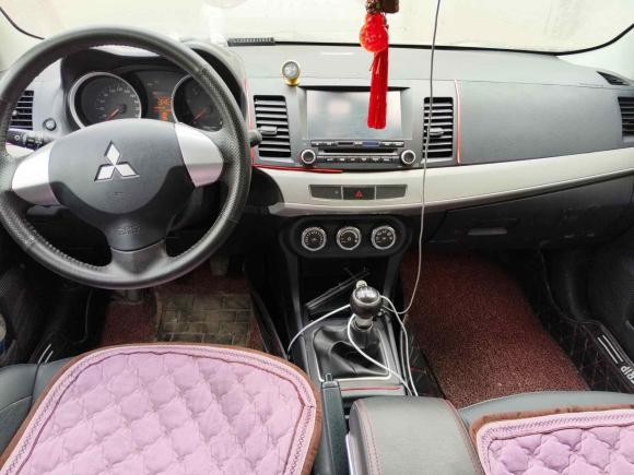 [济南·鲁A] 二手三菱翼神2015款 1.6L 手动时尚版