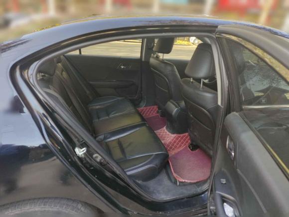 [济南·鲁A] 二手本田雅阁2015款 2.0L EX 豪华版