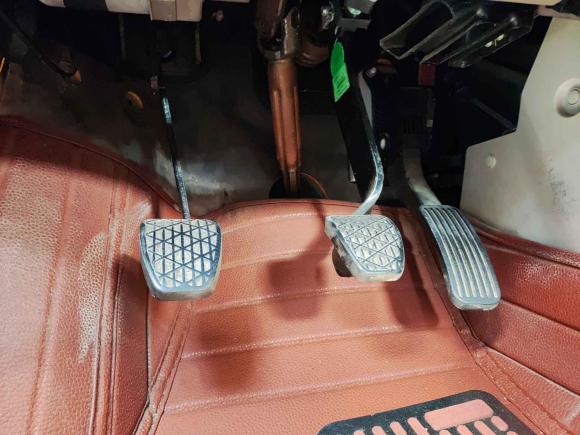 [青岛·鲁B] 二手荣威荣威3602015款 1.5L 手动豪华版