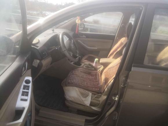 [宁波·皖C] 二手宝骏宝骏7302014款 1.5L 手动标准型 7座