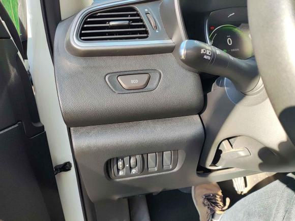 [青岛·鲁B] 二手雷诺科雷嘉2016款 2.0L 两驱豪华版